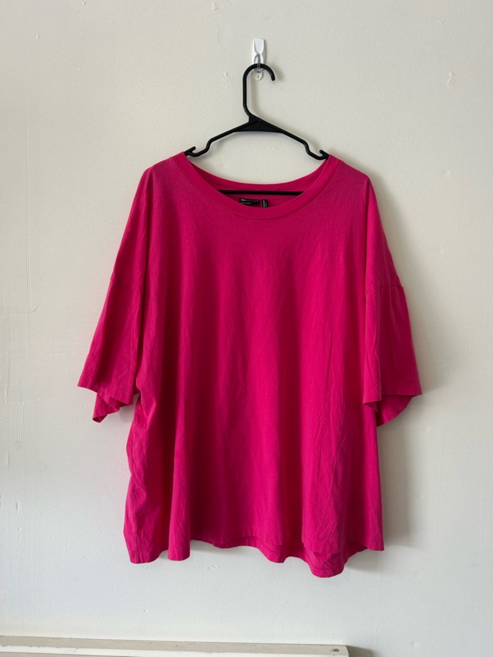 Relaxed Oversized Tee - Hot Pink